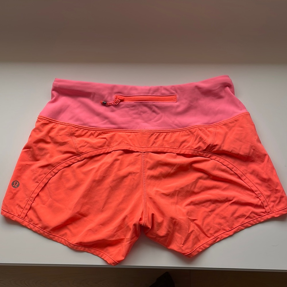 Lululemon Speed Up Low-rise lined short